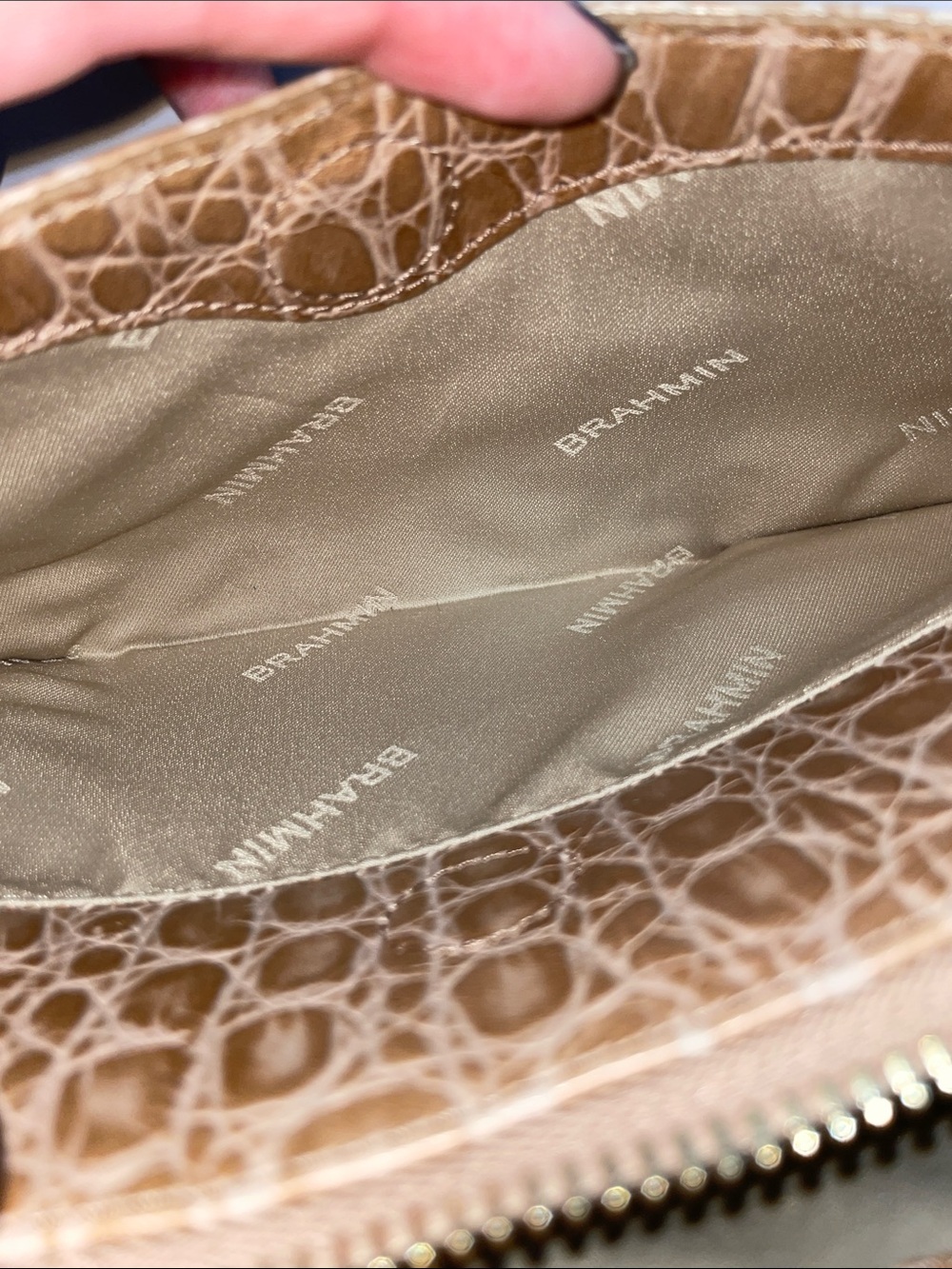 Brahmin ‘Kyrie’ Hobo - Picture 11 of 16